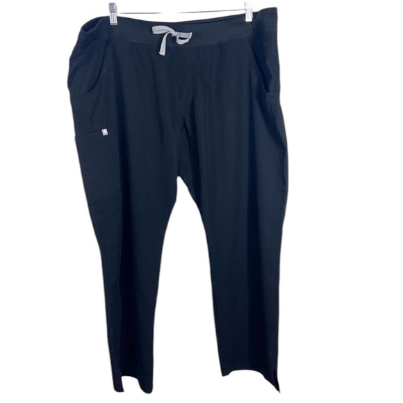 FIGS Technical Collection Kade Cargo Scrub Pants Plus Size XXL/P Black - Picture 1 of 7